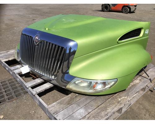 2005 INTERNATIONAL 4300 Hood #