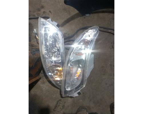 INTERNATIONAL 4300 Headlamp Assembly