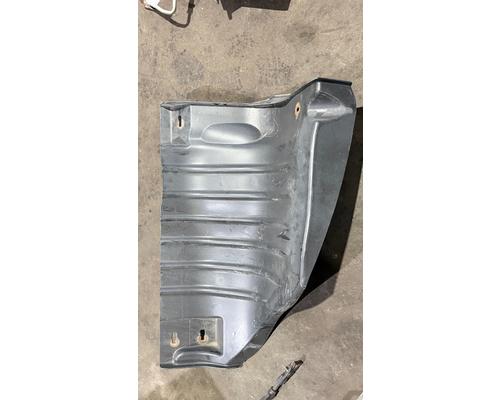 INTERNATIONAL 4300 Inner Fender