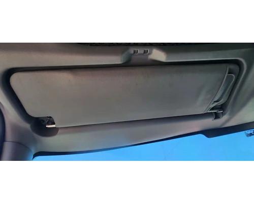  International 4400 LP Visor #