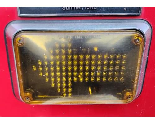 international-4400-lp-tail-lamp #1436570