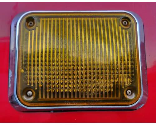 international-4400-lp-tail-lamp #1436573