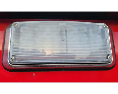 international-4400-lp-tail-lamp #1436576