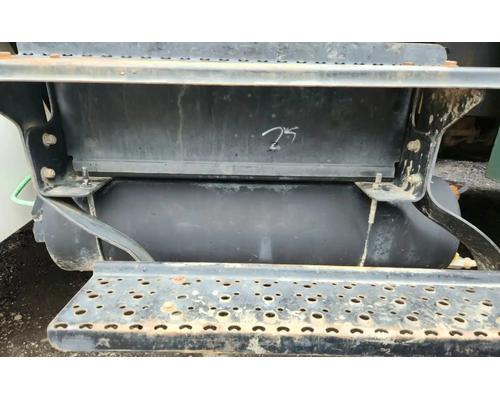  International 4400 Air Tank #