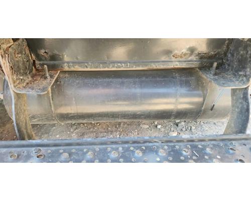 International 4400 Air Tank # International 4400 Air Tank #