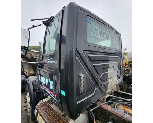  International 4400 Cab #