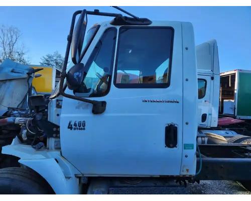 international-4400-cab #1438635