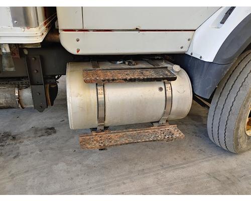 INTERNATIONAL 4400 Complete Vehicle