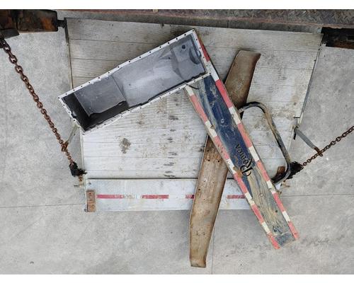 INTERNATIONAL 4400 Complete Vehicle