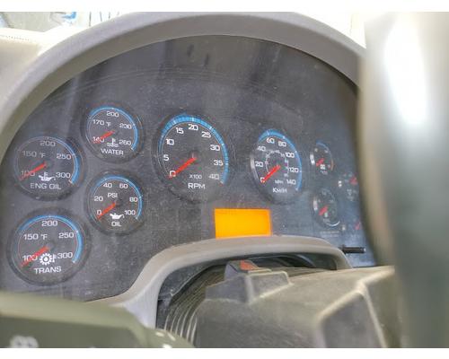 INTERNATIONAL 4400 Complete Vehicle