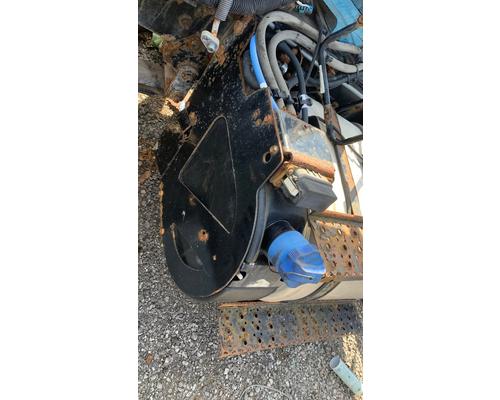 INTERNATIONAL 4400 DEF Tank