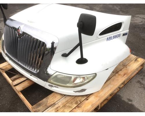 2012 INTERNATIONAL 4400 Hood #