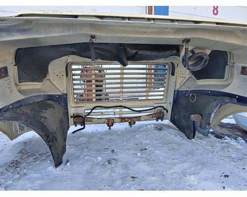 INTERNATIONAL 4600 Hood