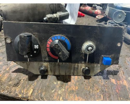 INTERNATIONAL 4700 LOW PROFILE ECM (HVAC)climate control