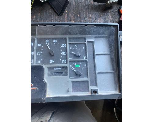 INTERNATIONAL 4700 LOW PROFILE Instrument Cluster