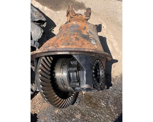 INTERNATIONAL 4700 LOW PROFILE Rears (Rear)
