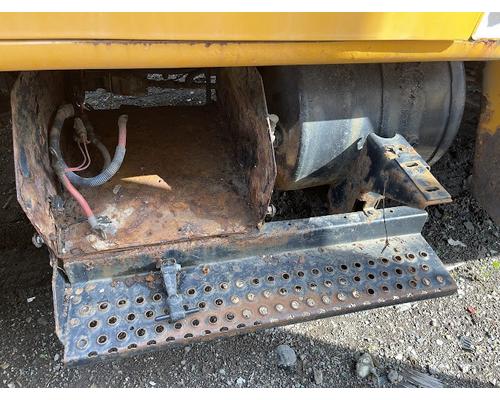 INTERNATIONAL 4700 Complete Vehicle