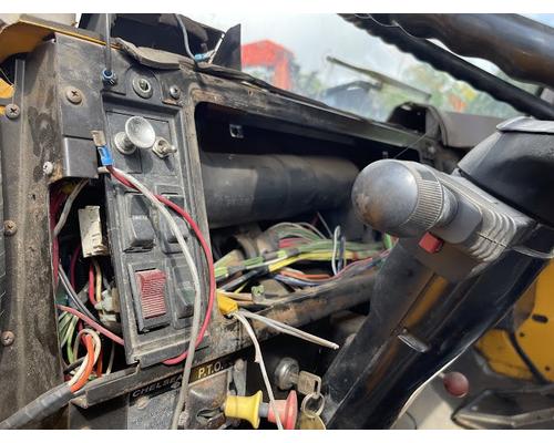 INTERNATIONAL 4700 Complete Vehicle