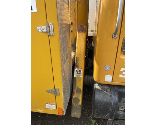 INTERNATIONAL 4700 Complete Vehicle