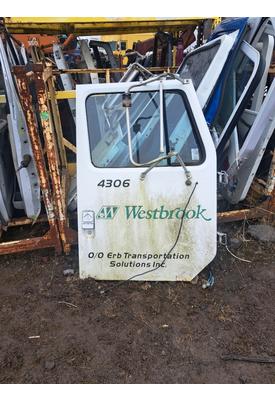 INTERNATIONAL 4700 Door Assembly, Front