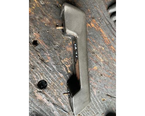 INTERNATIONAL 4700 Door Handle