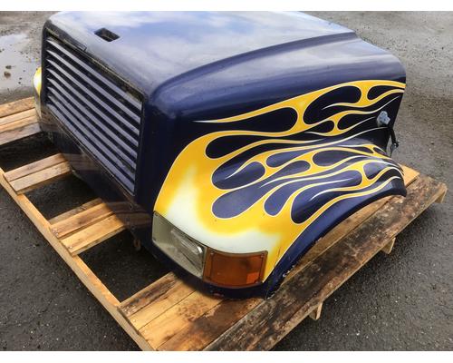 1998 INTERNATIONAL 4700 Hood #