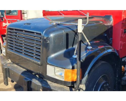  International 4700 Hood #