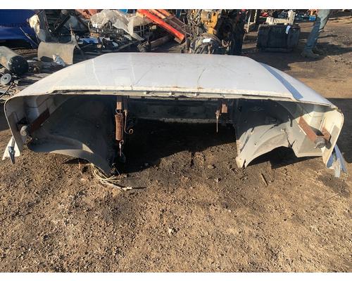 INTERNATIONAL 4700 Hood