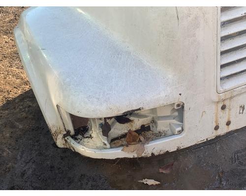 INTERNATIONAL 4700 Hood