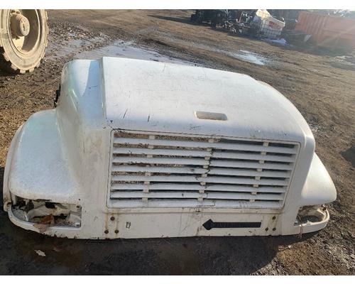 INTERNATIONAL 4700 Hood