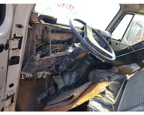 1995 INTERNATIONAL 4700 CYLINDER (STEER)