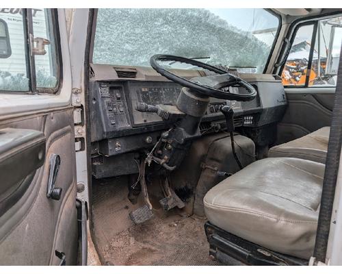 INTERNATIONAL 4700 Rebuilders