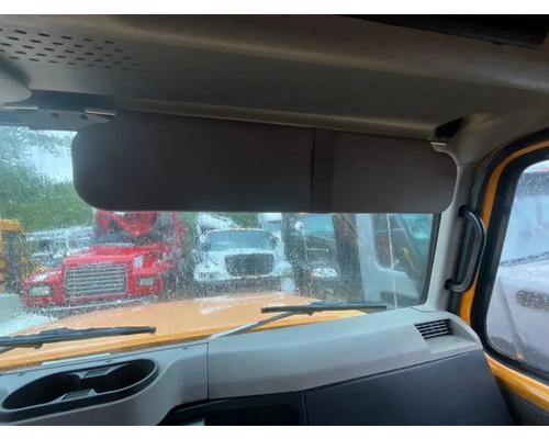  International 4700 Visor #
