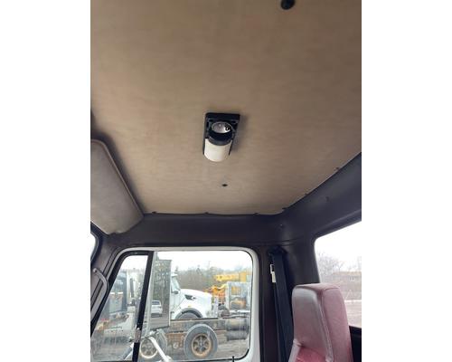 INTERNATIONAL 4900 Complete Vehicle