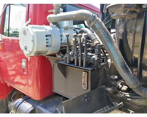 INTERNATIONAL 4900 Consignment sale