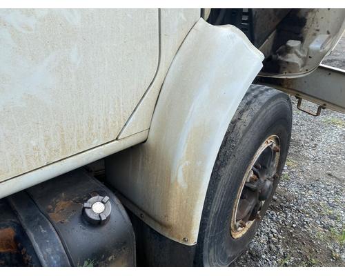  International 4900 Fender Extension #
