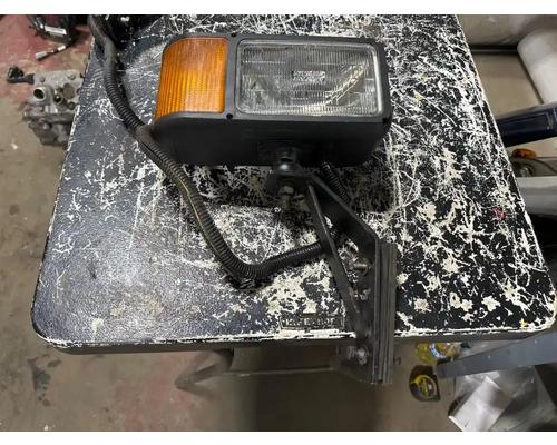 international-4900-headlamp-assembly #1429286