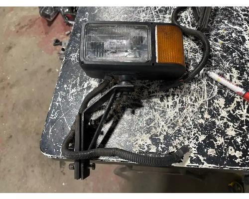 international-4900-headlamp-assembly #1429287