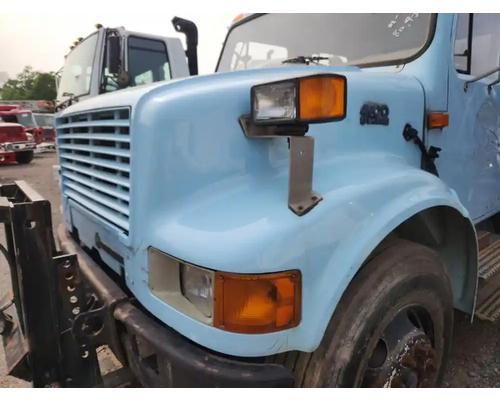  International 4900 Hood #