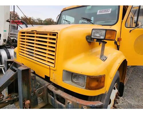  International 4900 Hood #