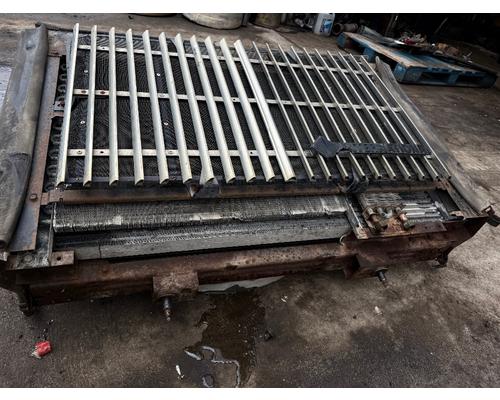 INTERNATIONAL 5000 Radiator