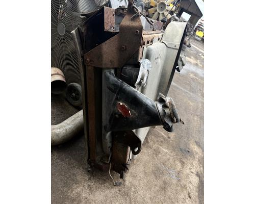 INTERNATIONAL 5000 Radiator