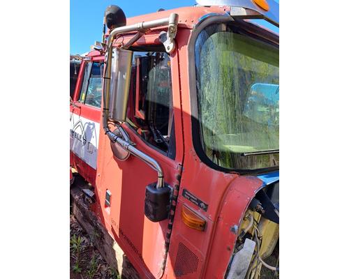 INTERNATIONAL 5600I Cab or Cab Mount