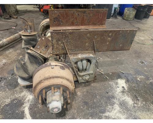 INTERNATIONAL 5600I Tag Axle