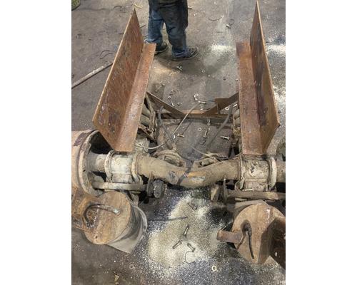 INTERNATIONAL 5600I Tag Axle