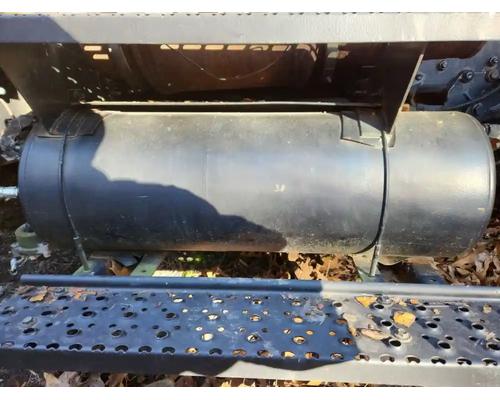  International 7400 Air Tank #