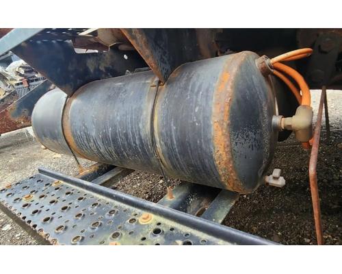  International 7400 Air Tank #