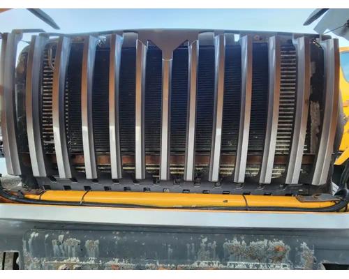 international-7400-grille #1439241