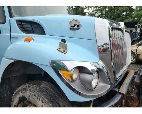  International 7400 Hood #