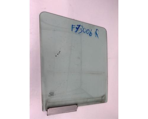 international-7600-windshield #1333235